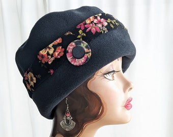 Black Pillbox Lid with Floral Velvet Trim