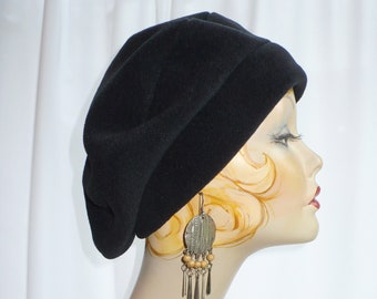 Black Polar Fleece Beret, Fleece Beret, for Men or Women