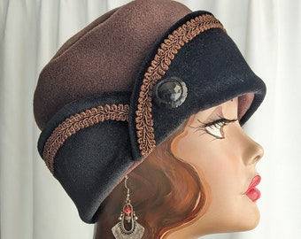 Brown Pillbox Lid with Black Velvet Cuff