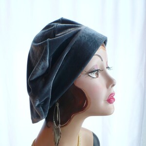 Pewter Gray Velvet Beret