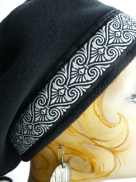 Black Beret with Silver Accents Dolls Kill | Accessories | Chic Black Beret With Silver  main image 4