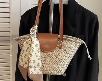Handwoven Raffia Beach Bag: Boho Summer Straw Handbag