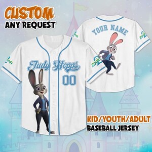 Pu&ograve; includere: Un set di tre tazze in ceramica con finitura opaca e macchiettata. Le tazze sono nei toni del crema, grigio chiaro e grigio scuro. Ogni tazza ha un design semplice e minimalista, perfetto per caff&egrave; o t&egrave;.