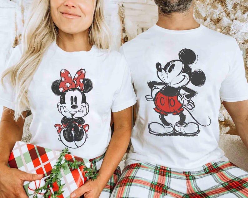 Camiseta con retrato vintage de Minnie Mouse, diseño clásico, estilo retro, para viajes a Disney, de Minnie, para vacaciones familiares en Disney. imagen 3