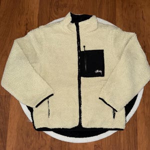 ジャケット・アウター STUSSY 8 Ball Sherpa Jacket WHITE Stüssy 8 Ball Sherpa Reversible Jacket: StockX Pick of the Week