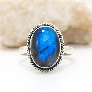 Labradorite 925 Sterling Silver Black Moonstone Handmade Jewelry Ring - Best Seller Labradorite Minimalist Ring Jewellery