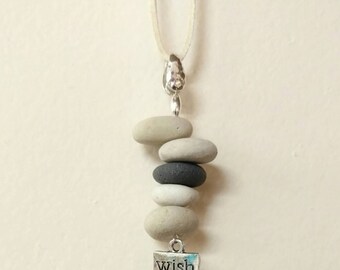 Winter Whites Stone and Suede Necklace