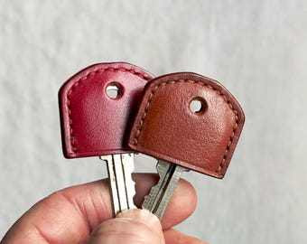 Set of 2 Natural Leather Key Covers, House Key Organizer, Minimalist, Personalized