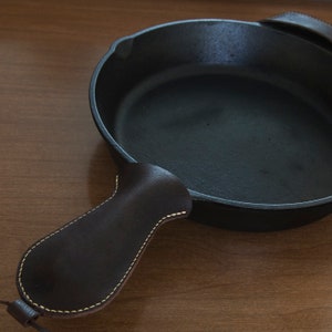 Cast Iron Leather Skillet Grips