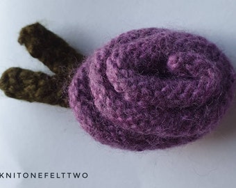 Knitted and felted mauve Rose brooch with leaf details