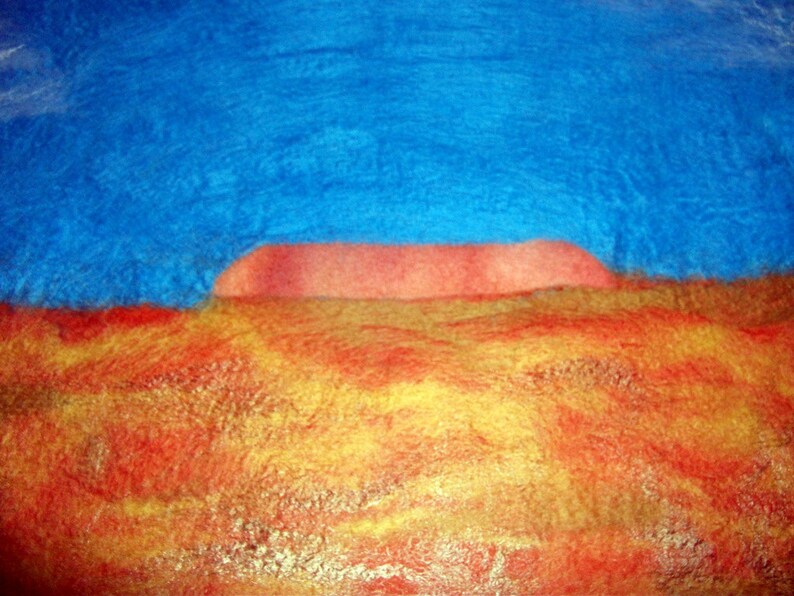 Handfelted Landscape Wallhanging 'Uluru' image 2