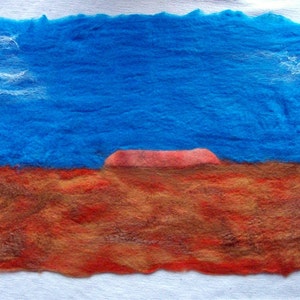Handfelted Landscape Wallhanging 'Uluru' image 1