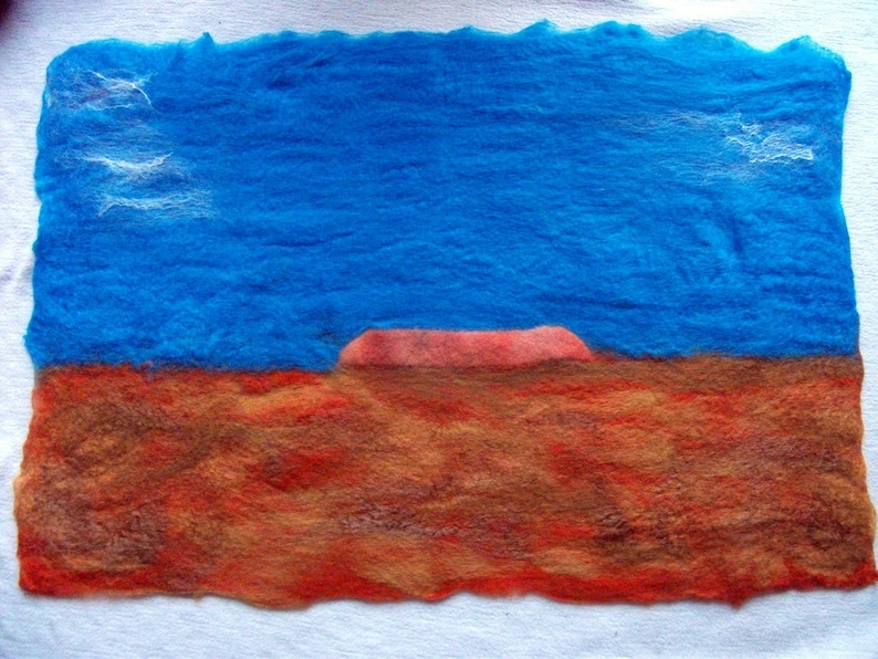 Handfelted Landscape Wallhanging 'Uluru' image 1