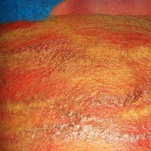 Handfelted Landscape Wallhanging 'Uluru' image 4