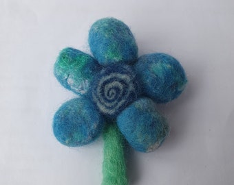 Handfelted bead funky daisy Flower Brooch