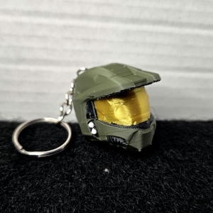 Halo Inspired Master Chief Spartan Helmet Keychain