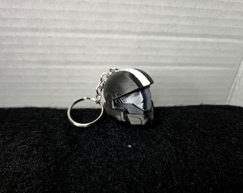 Halo Inspired Rookie ODST Soldier Helmet Keychain