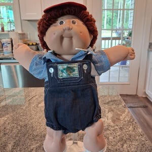 Vintage Black Signature Cabbage Patch Kid Doll: Auburn Hair, Brown Eyes, Freckles