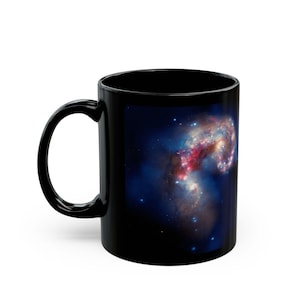 Galaxy Collision Schwarze Tasse | Weltall Tasse | Astronomie Geschenk | Cosmic Design Tasse