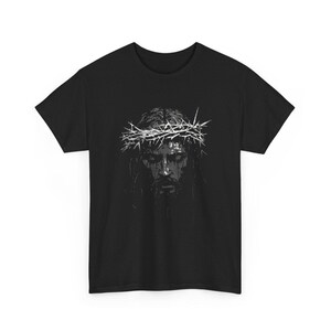 Jesus is King graphic tee