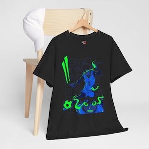 Camiseta con gráfico de anime: Delantero de fútbol neón - Ropa urbana japonesa