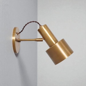 Modern Brass Adjustable Wall Lamp – Mid Century Industrial Sconce Light Pivot Raw Brass Sconce Style Brass Wall Lamp Light Fixture