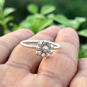 925 Sterling Silver Daisy Flower Ring | Handmade Floral Ring | Minimalist Silver Ring | Boho Nature Jewelry for Women & Girls ring