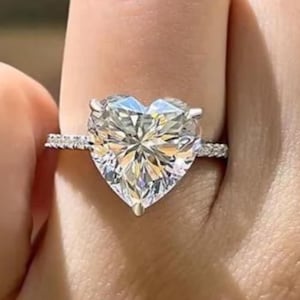 Heart Shaped Engagement Ring, Sparkling Solitaire Moissanite Diamond Ring, Promise Ring, Anniversary Gift, Unique Bridal Jewelry for Her