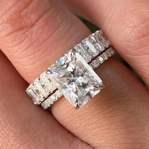 Radiant Cut Moissanite Bridal Set, Radiant Diamond Wedding Band, Promise Engagement Ring, Women Diamond Ring Set, Vintage Inspired Ring Set