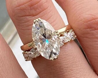 Oval Moissanite Engagement Ring Set Yellow Gold Bridal Set | 4CT Oval Solitaire Ring with Matching Wedding Band | Anniversary Gift
