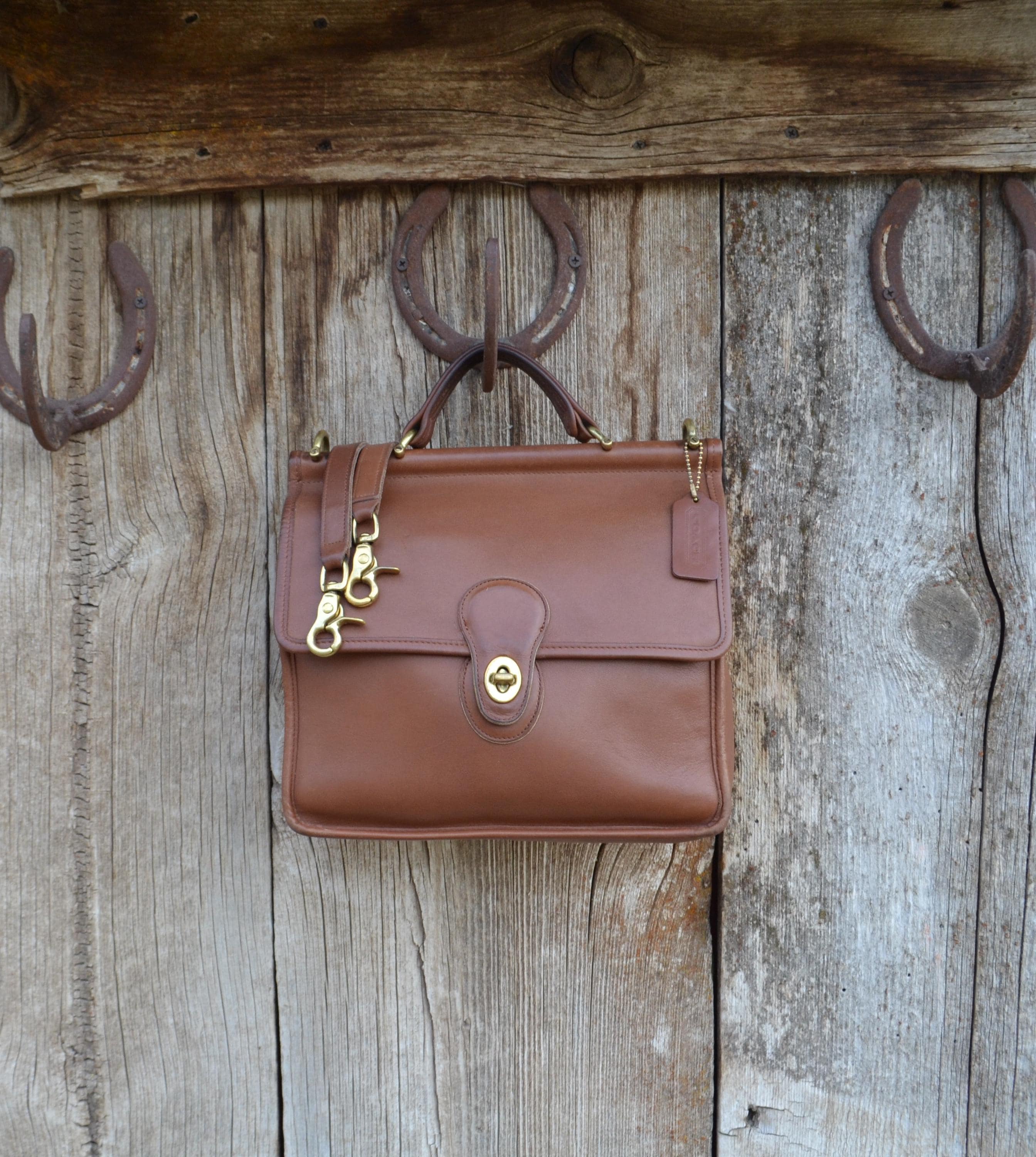 バッグ Vintage old Coach Willis Brown USA Bag Vintage Coach Willis Bag, British Tan Leather, Brass Hardware - Etsy
