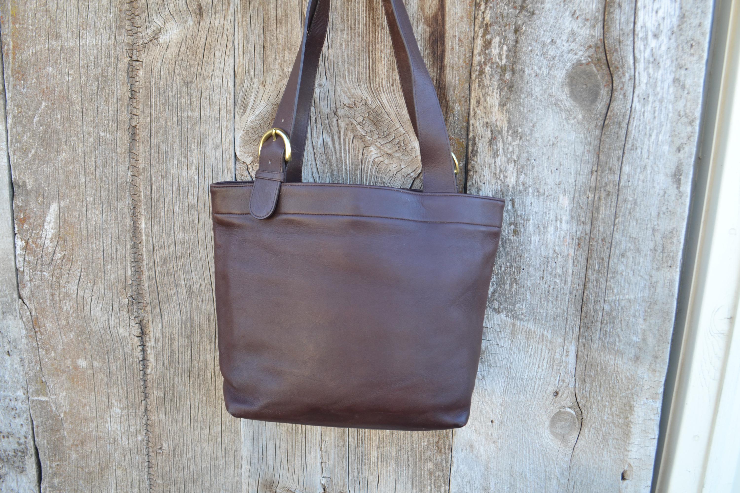 90’s OLD COACH TOTEBAG Vintage 90's Coach Dark Brown Leather Soho Zip Tote Shoulder
