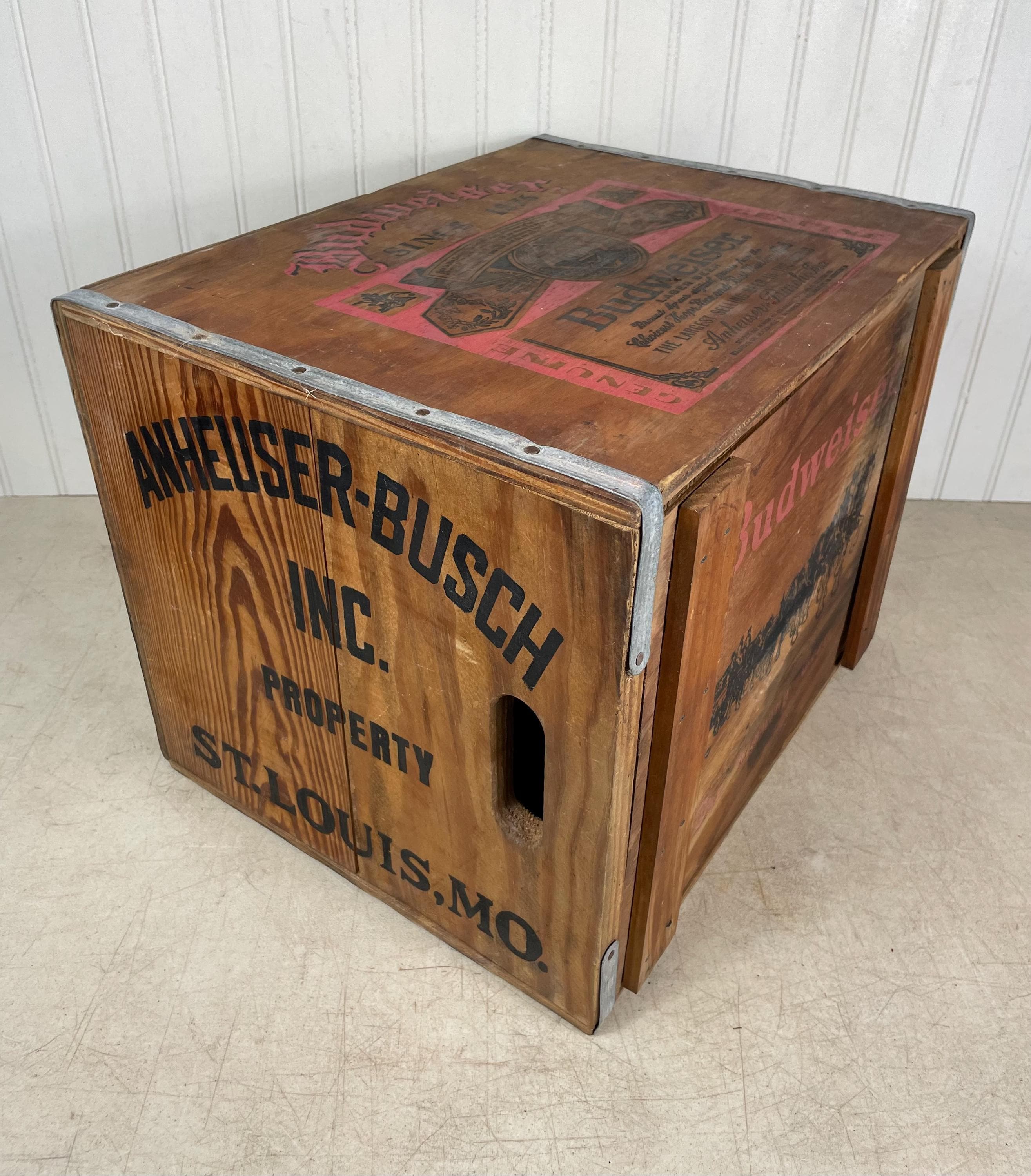 Budweiser バドワイザー 木箱 Anheuser-Busch j2OT Vintage Budweiser Wooden Crate With Hinged Lid - Metal Trim Beer