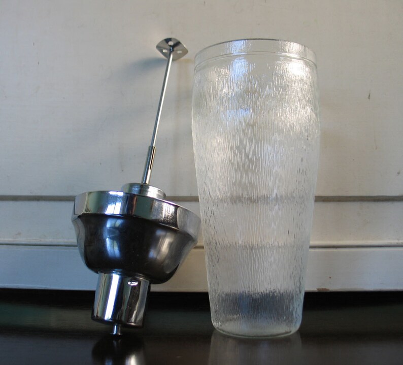 Vintage Drink Mixer Battery Operated Cocktail Shaker Etsy