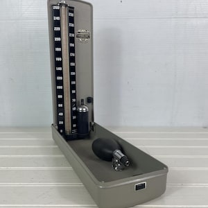 Vintage Baumanometer KomPak Blood Pressure Machine