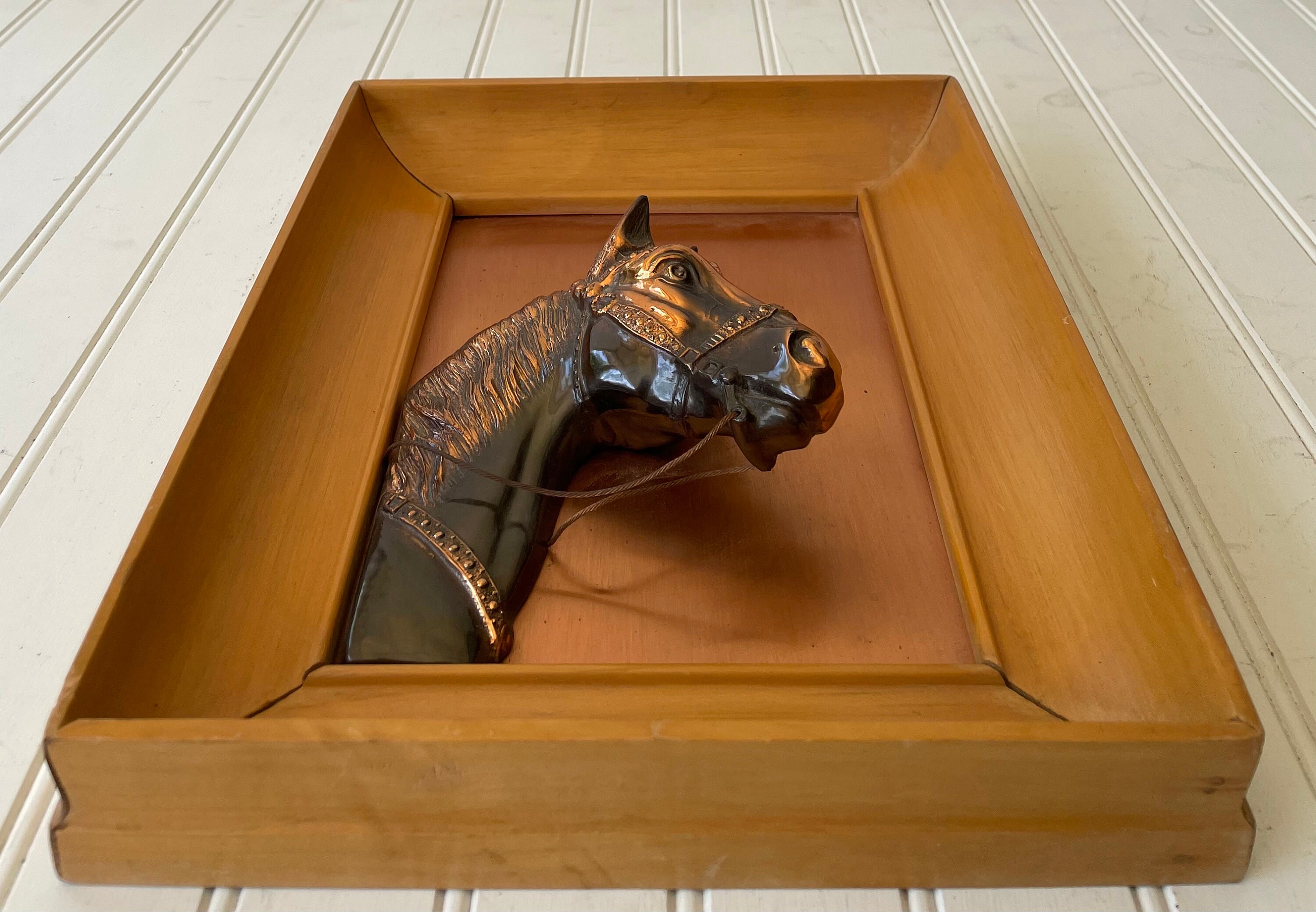 ヴィンテージ！Horse Three-dimensional カフ ブレスレット Vintage Framed Copper Equestrian Horse Head in Relief - Etsy