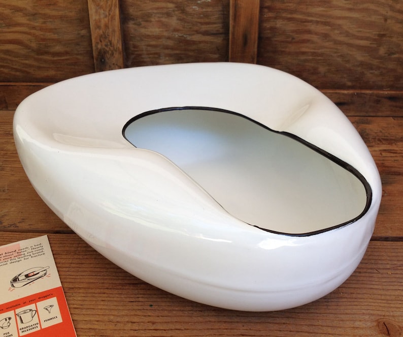 Vintage Porcelain Bed Pan Jones Relax Bed Pan in Original Etsy