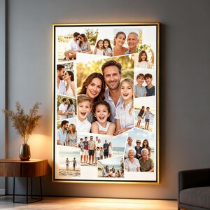 Puede incluir: Un collage de fotos enmarcado en dorado que presenta múltiples fotos familiares. El collage muestra varios retratos familiares, capturando momentos de alegría y unión. Las fotos están dispuestas en un patrón de cuadrícula.