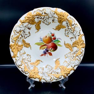 Meissen - First Choice - Ceremonial Plate/Bowl (30 cm) - “Acanthus Leaves & Fruits” - ca 1840 - Hand Painted Porcelain