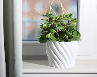 Moderner Übertopf 14 cm x 13 cm Minimalistisches Wohndekor. Erhältlich in mehreren Farben