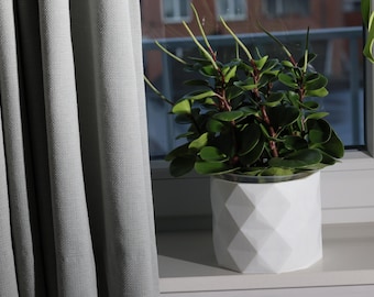 Geometrischer Übertopf: 3D Gedruckter Low Poly Pflanzentopf - Modernes Minimalistisches Dekor