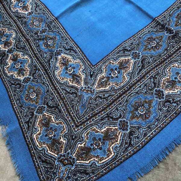 Thin Wool Blue Ivory Rust Paisley Floral Print Lightweight Woven Shawl Large Square Scarf Muffler Eastern European Vintage 1980s 80s 70s