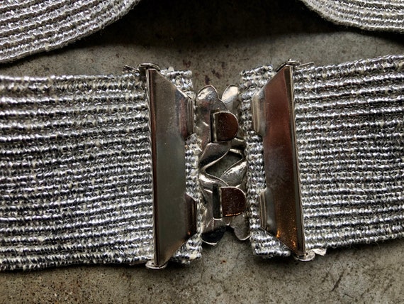 70s Maple Leaf Buckle Silver Lame Metallic Stretc… - image 7