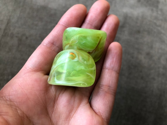 1960s Lucite Marbled Apple Juice Lime Green Chunk… - image 10