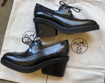 Auth HERMÈS Nadege 70 Derby de piel de becerro toscana negra con cordones Oxford 37.7 Hecho en Italia Punta redonda Hermes Tacón alto de cuña gruesa