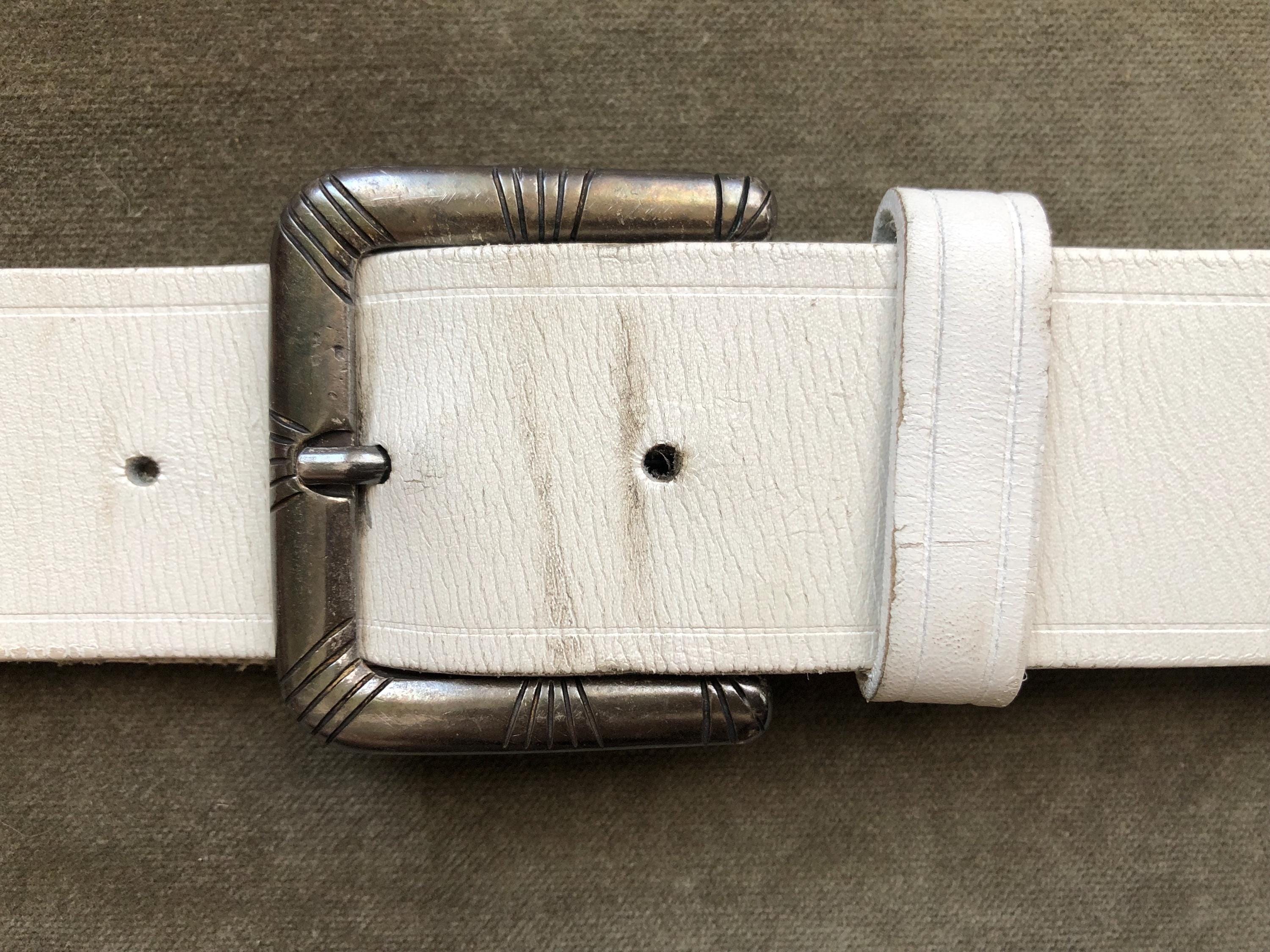 Vintage minimalist white bone leather Mod slip through Belt adjustable White 10mm Single Prong Powerlifting Belt | Stoic main image 2