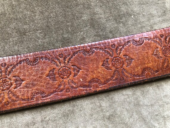 70s Floral Tooled Brown Thick Leather Belt Wester… - image 8