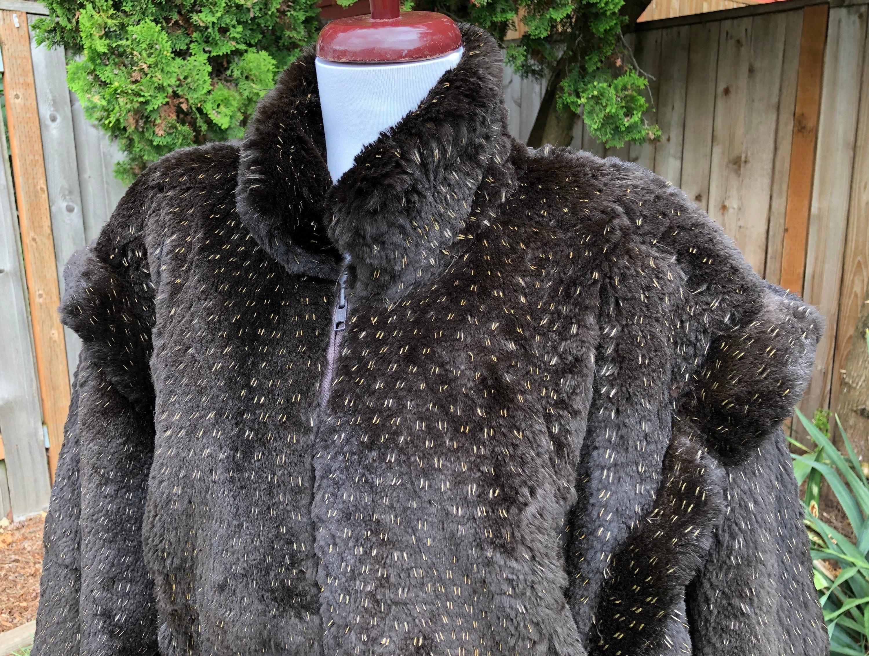 80s Genuine Sheared Rabbit Fur Zip Jacket Dark Brown Chubby 80s Genuine Sheared Rabbit Fur Zip Jacket Dark Brown Chubby