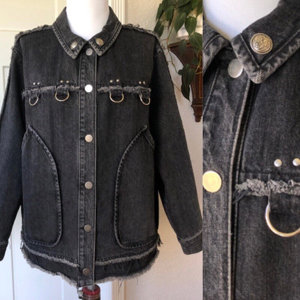 Rachel Comey Distressed Black Denim Boyfriend Jean Jacket Coat Frayed Selvage Edges Harness Rings Grunge Goth Size 6 M Boxy Studded Rocker