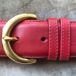 Coach Red Leather Belt with Gold-Tone Rounded Buckle size 38-40 NWT COACH VINTAGE CLASSIC RED LEATHER WOMEN main image 2